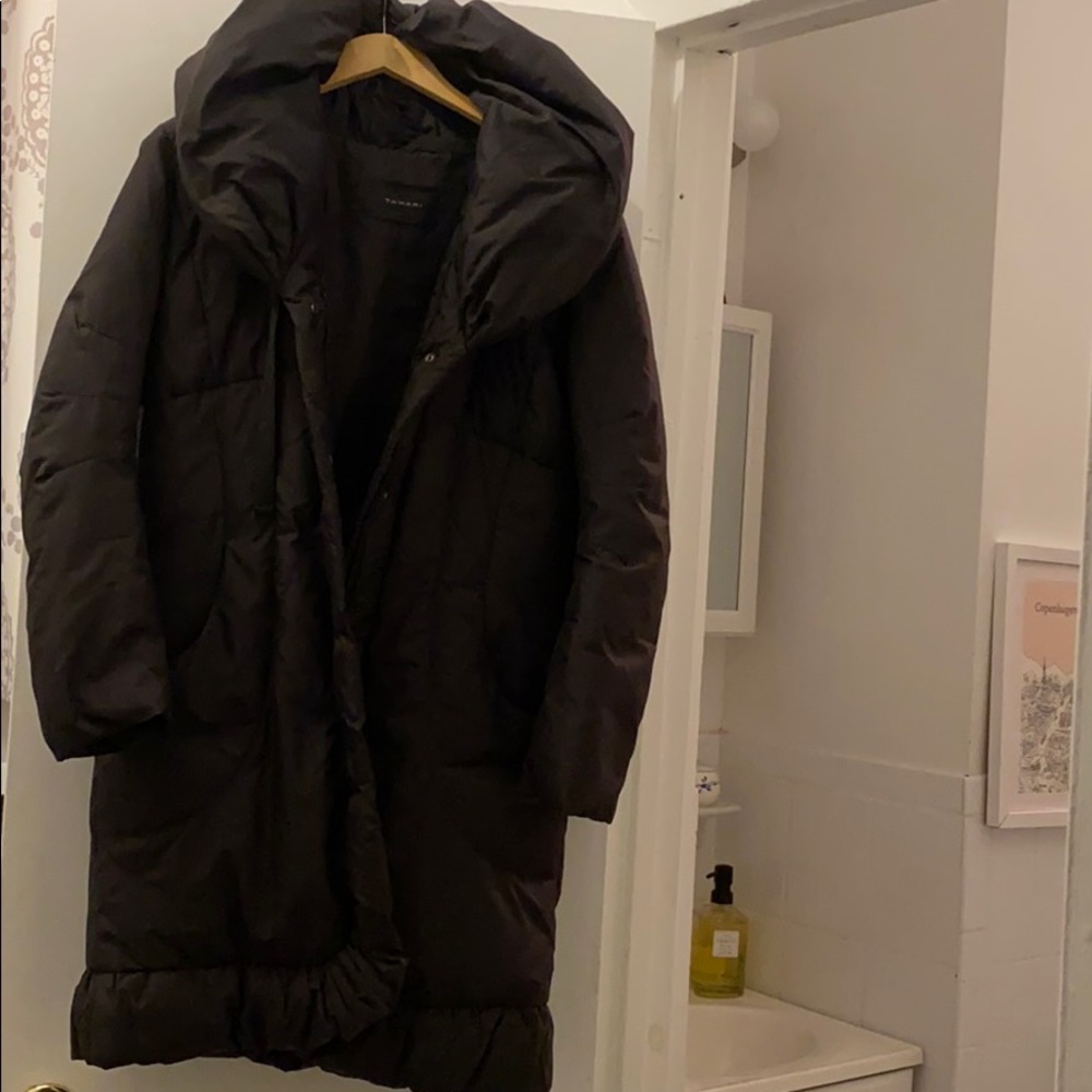 Tahari puffer size S